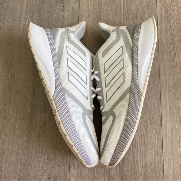 NWT Adidas Nova Run Mens Shoes - Picture 5 of 8